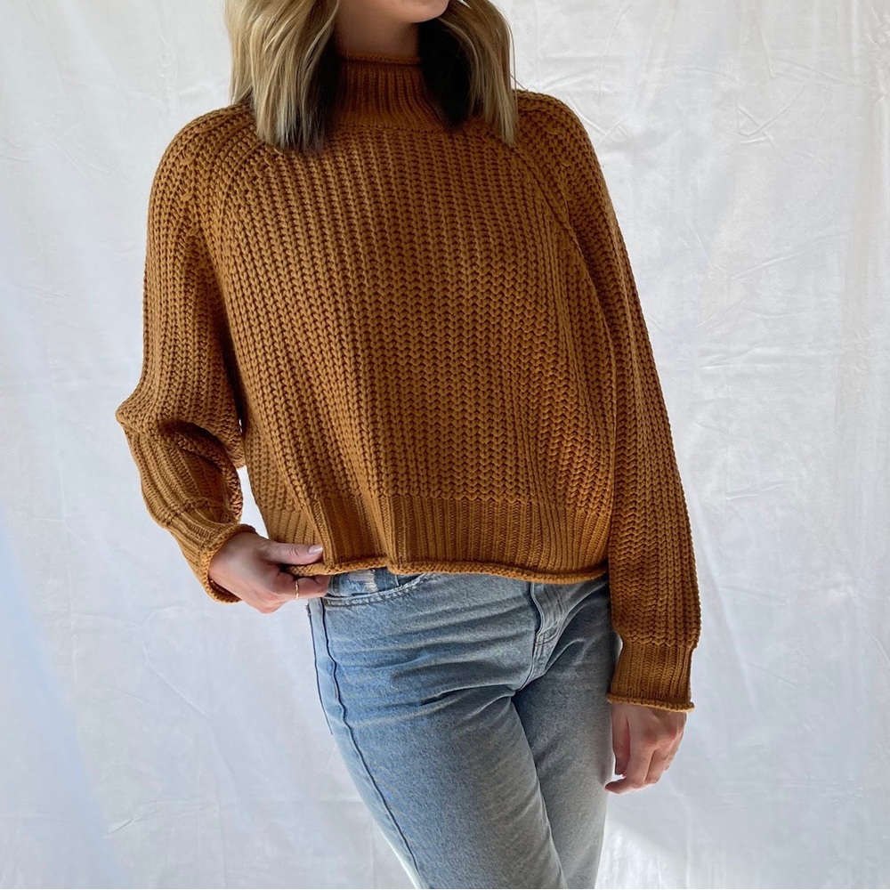 Cropped sweater